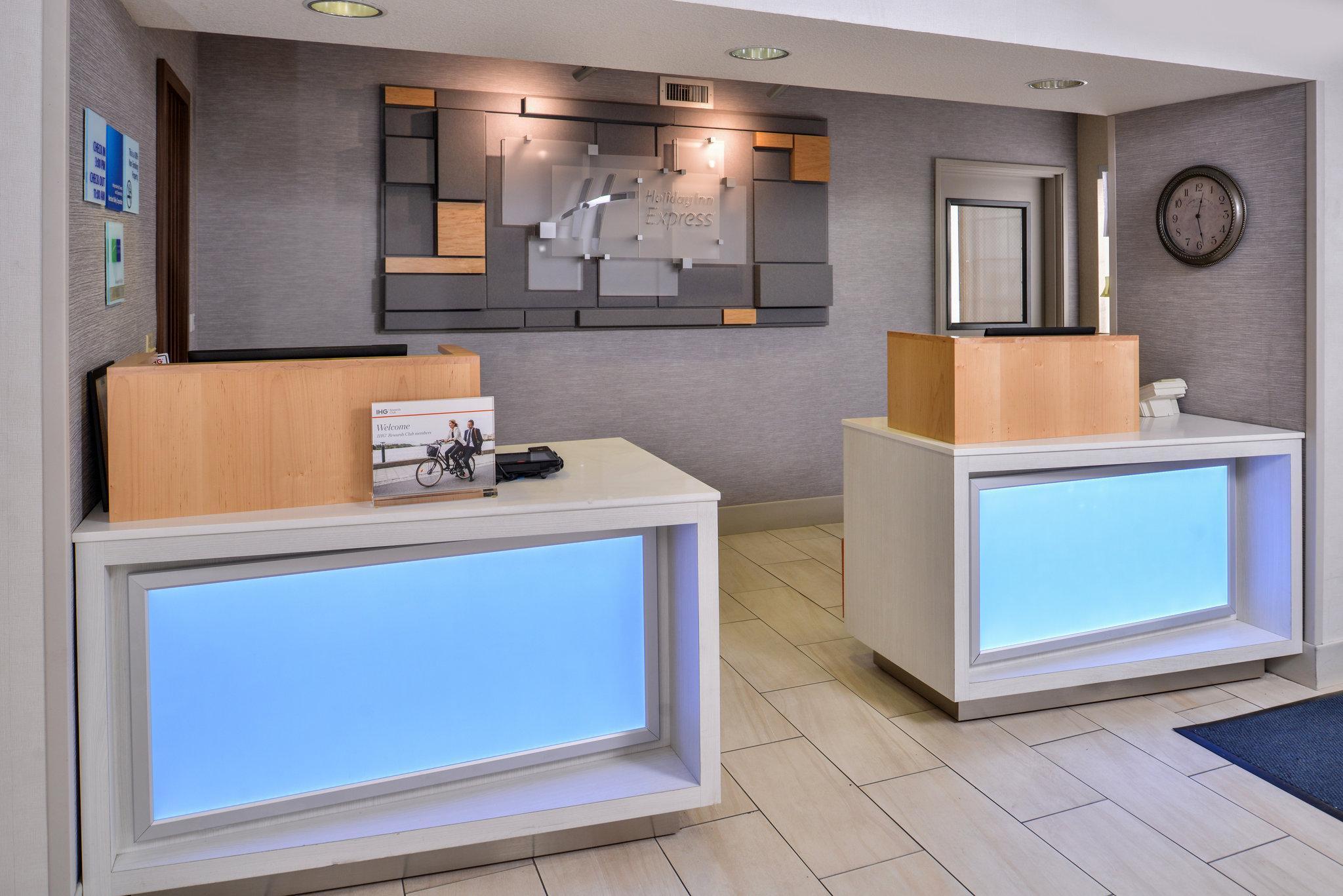 Holiday Inn Express Westley By Ihg Dış mekan fotoğraf
