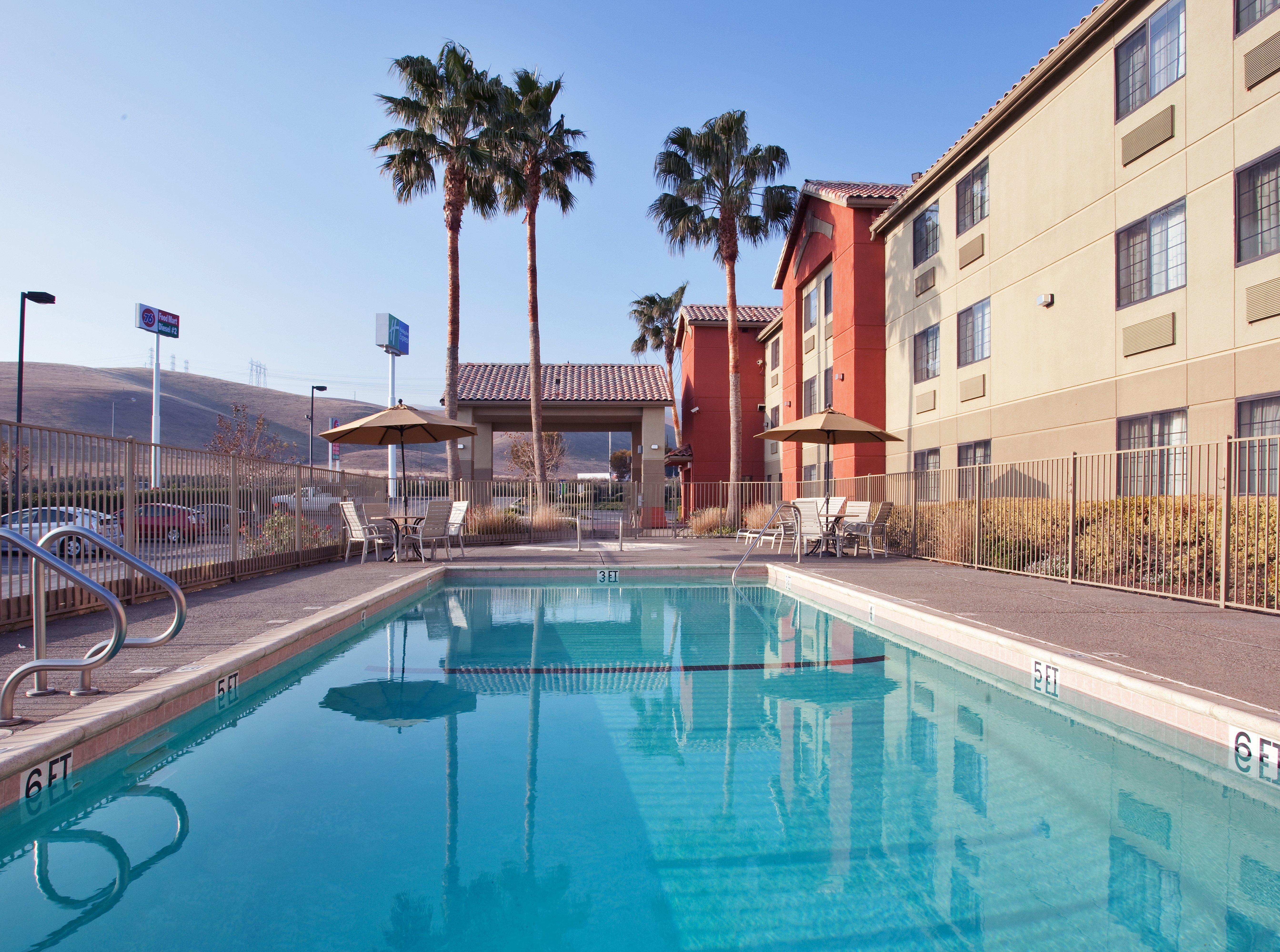 Holiday Inn Express Westley By Ihg Dış mekan fotoğraf