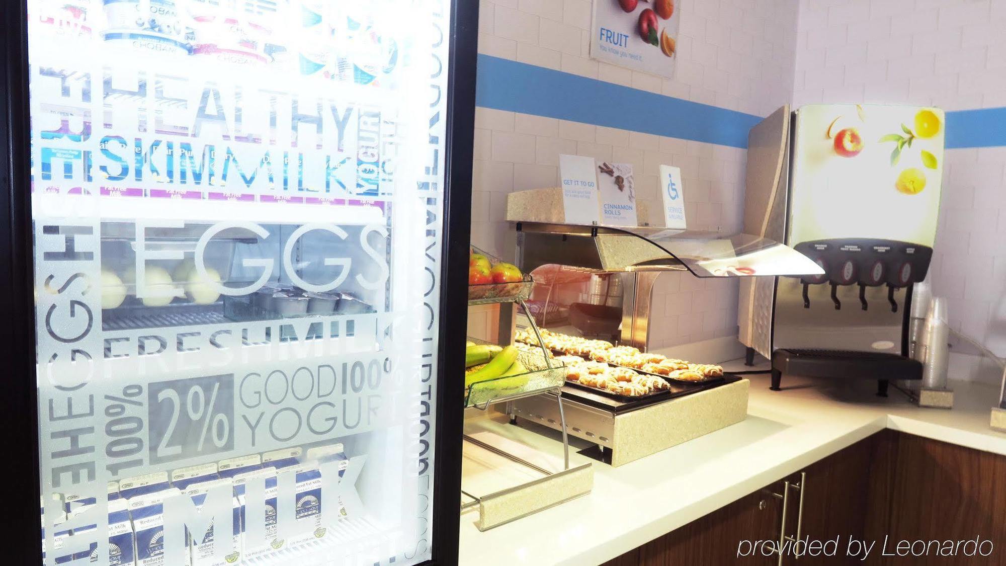 Holiday Inn Express Westley By Ihg Dış mekan fotoğraf